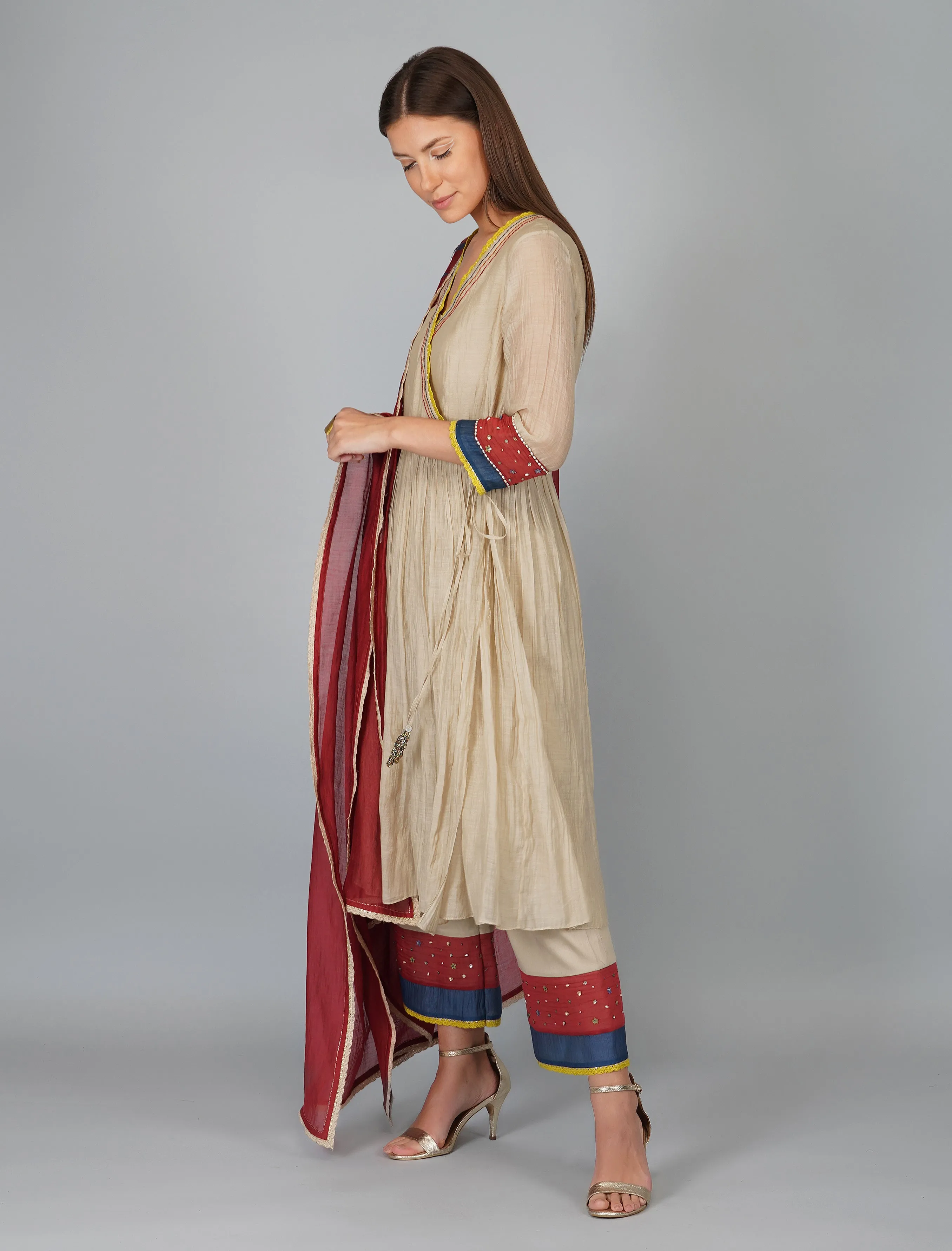 APPLIQUE DUPATTA KORA ANGRAKHA SET