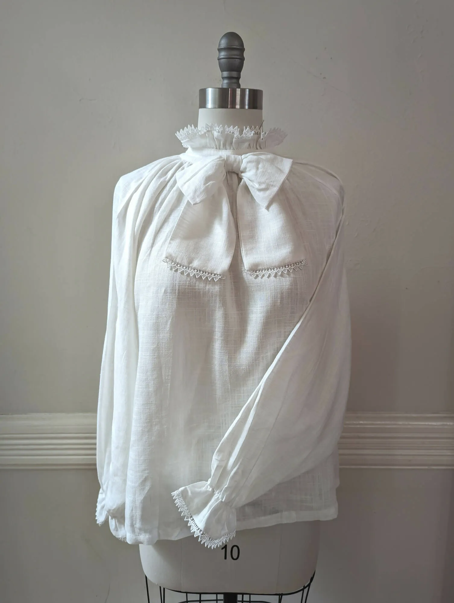 Darcy Blouse V2 (Ivory)