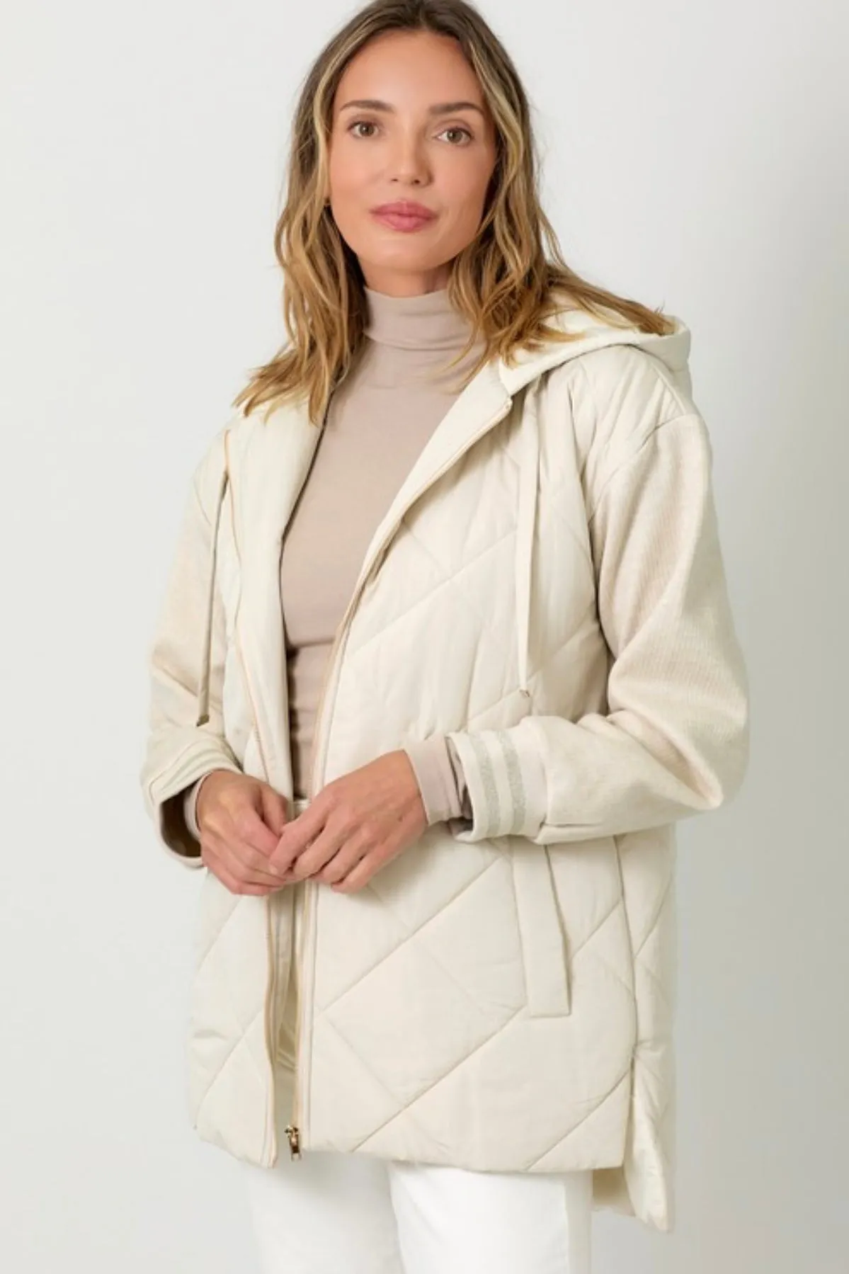 Ivory Mixed Sleeve Puffer Jacket