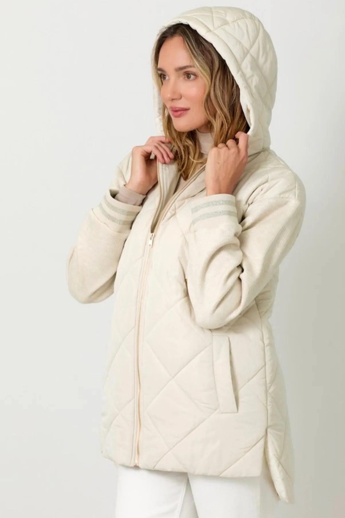 Ivory Mixed Sleeve Puffer Jacket