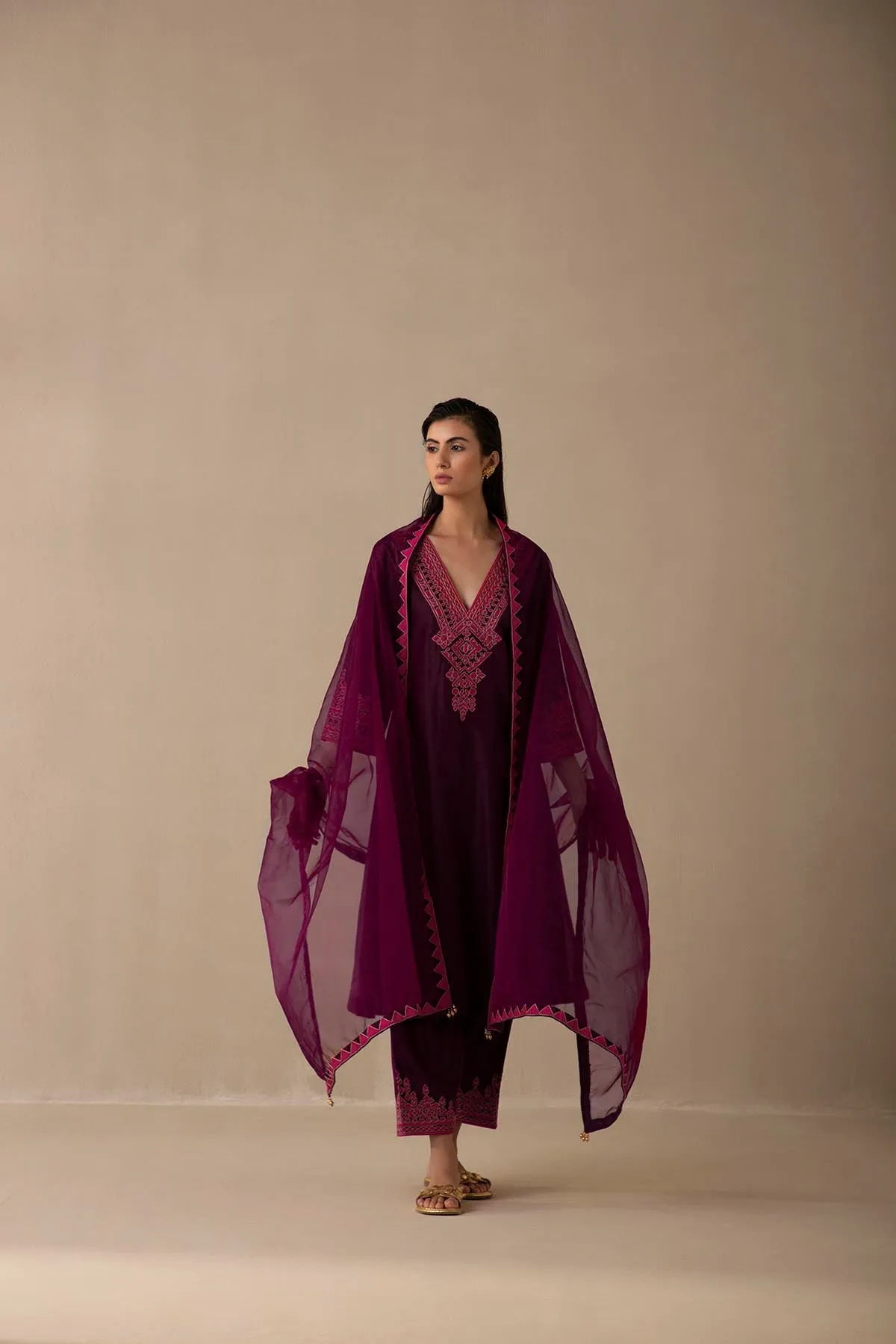 Khwabeeda Kurta Set