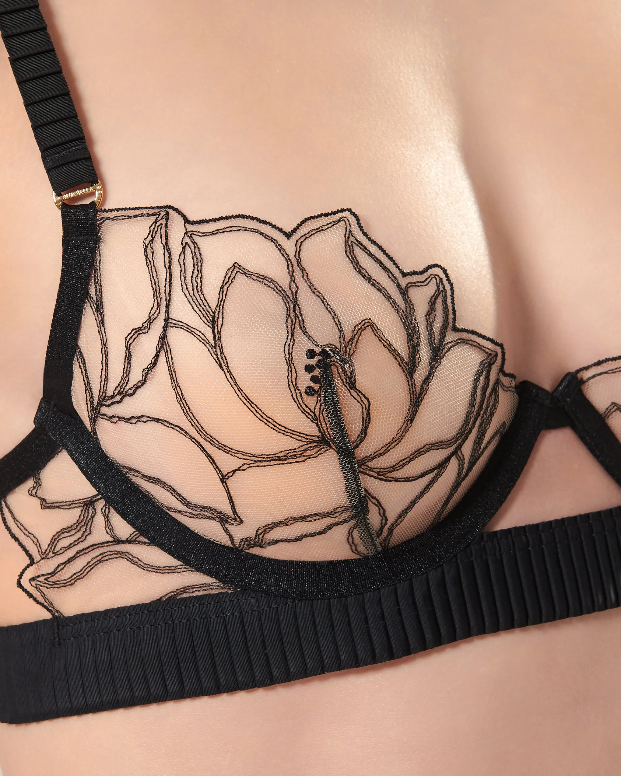 Maia Wired Bra Black/Sheer