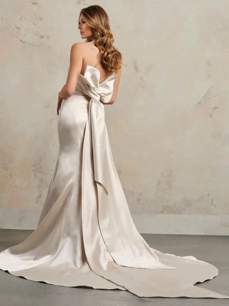 Mitchell Vida by Maggie Sottero