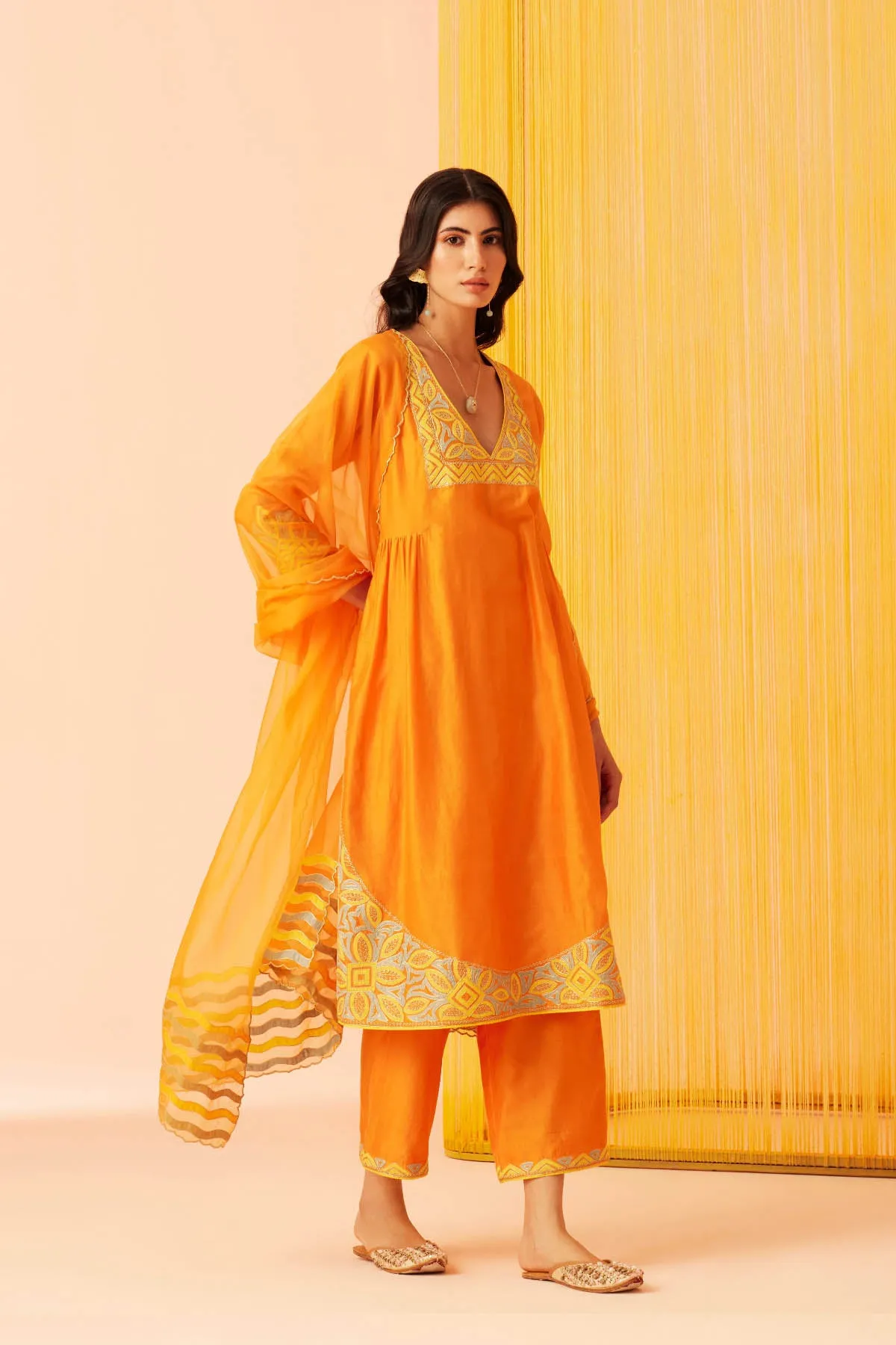 Orange Musings V-neck Kurta Set