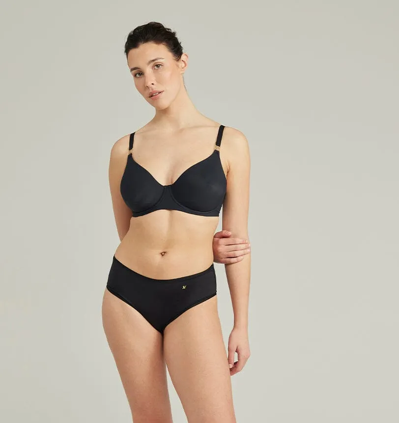 Smooth full cup t-shirt bra [Black]