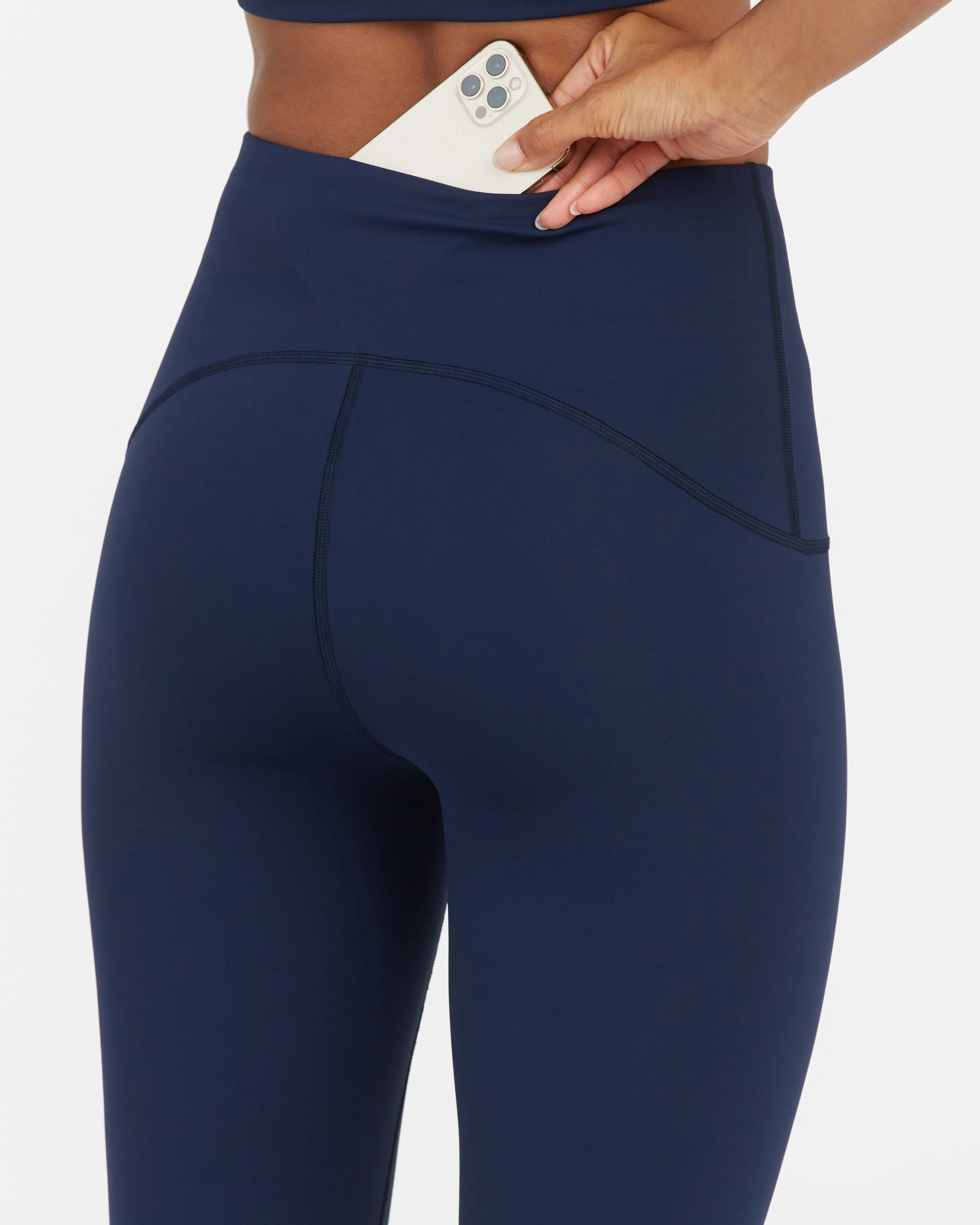 SPANXshape™ Booty Boost® 7/8 Leggings