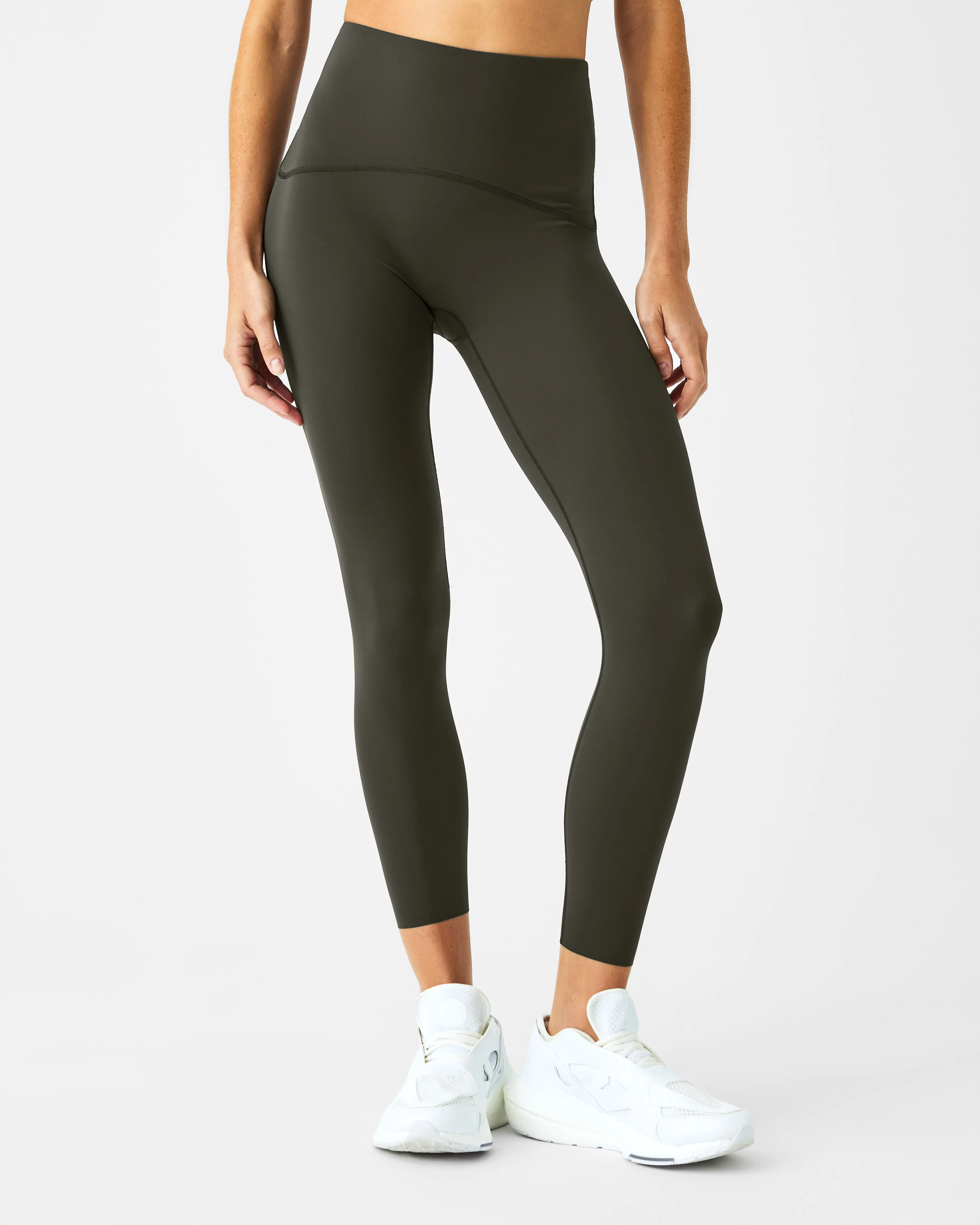 SPANXshape™ Booty Boost® 7/8 Leggings