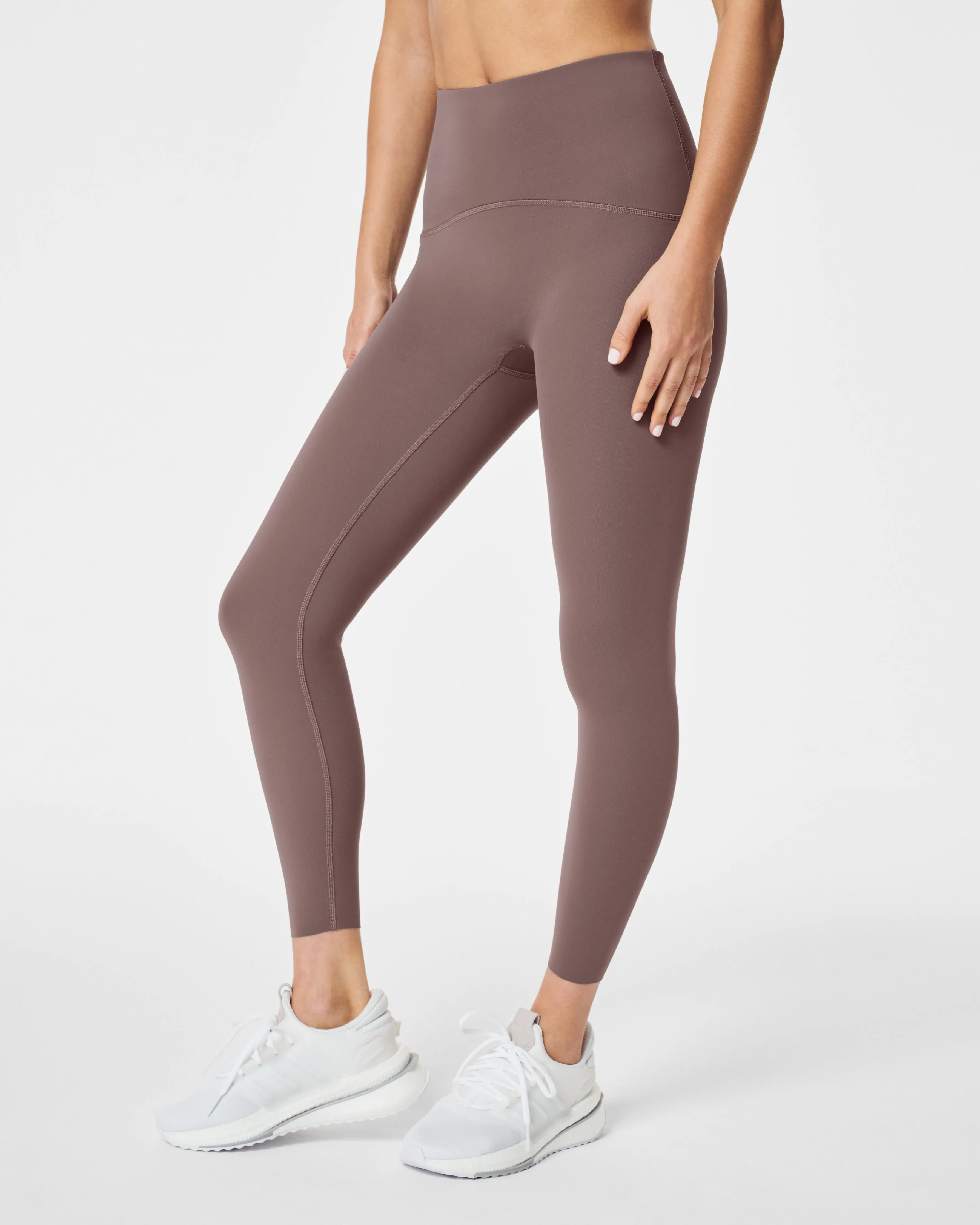 SPANXshape™ Booty Boost® 7/8 Leggings