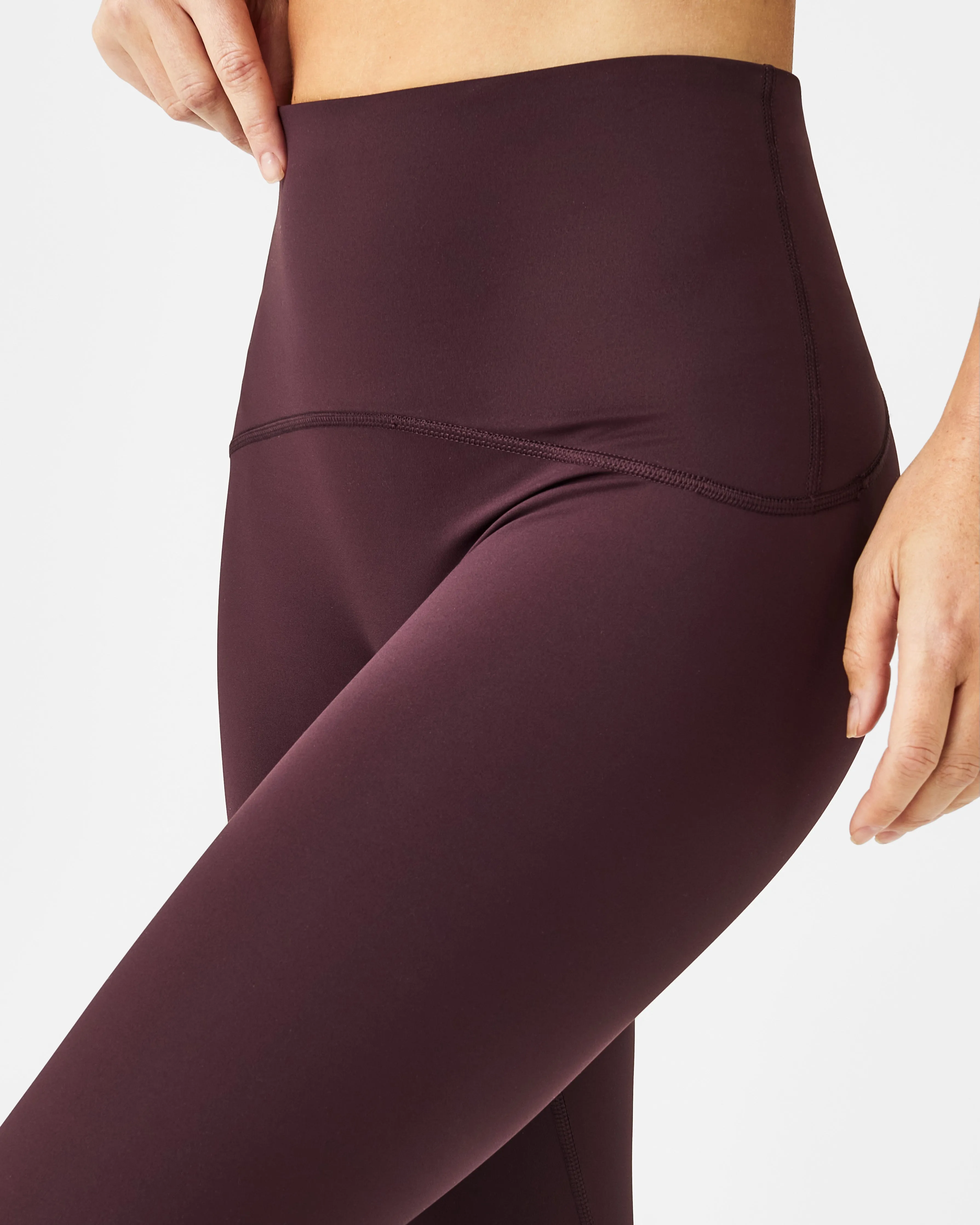 SPANXshape™ Booty Boost® 7/8 Leggings