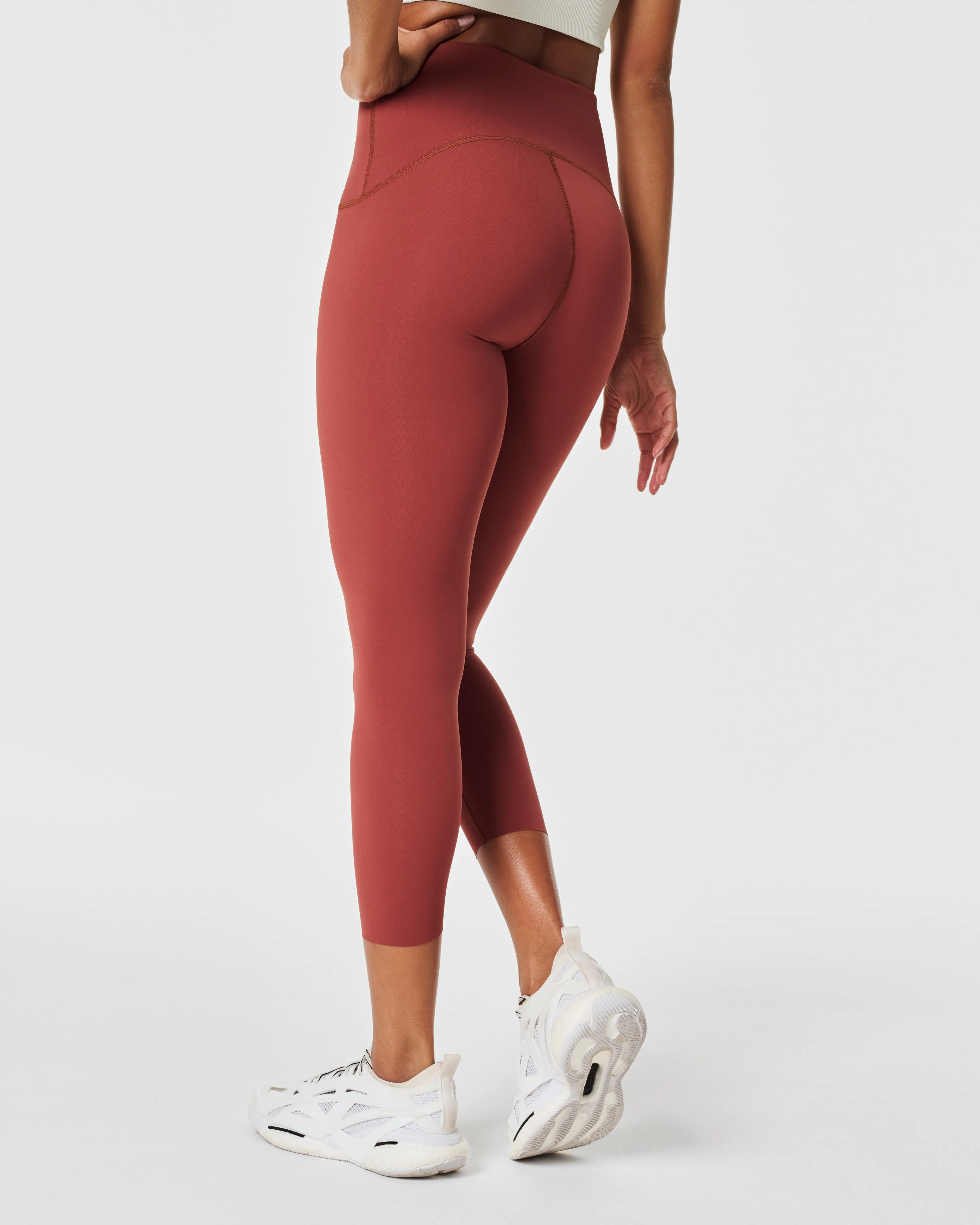 SPANXshape™ Booty Boost® 7/8 Leggings