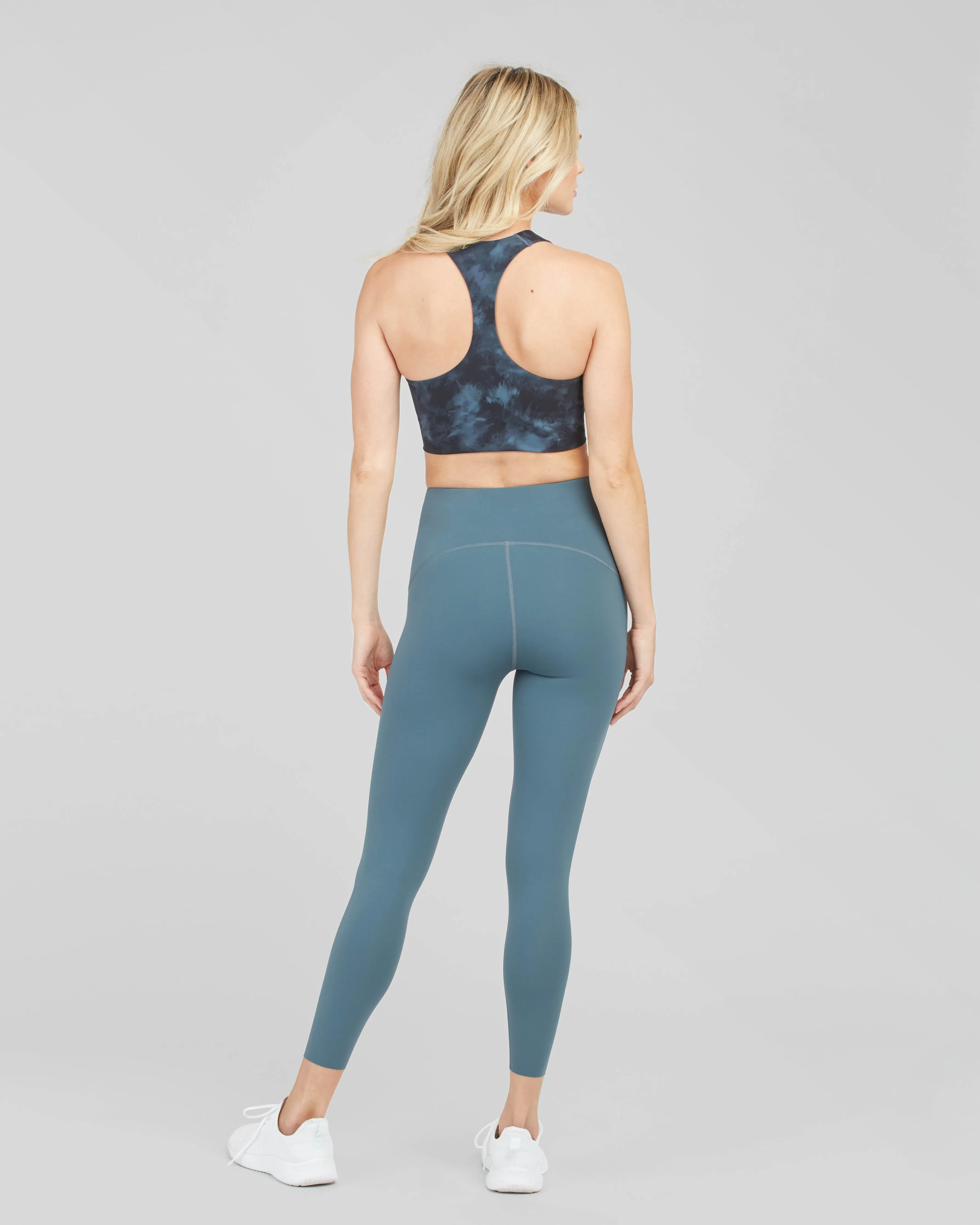 SPANXshape™ Booty Boost® 7/8 Leggings