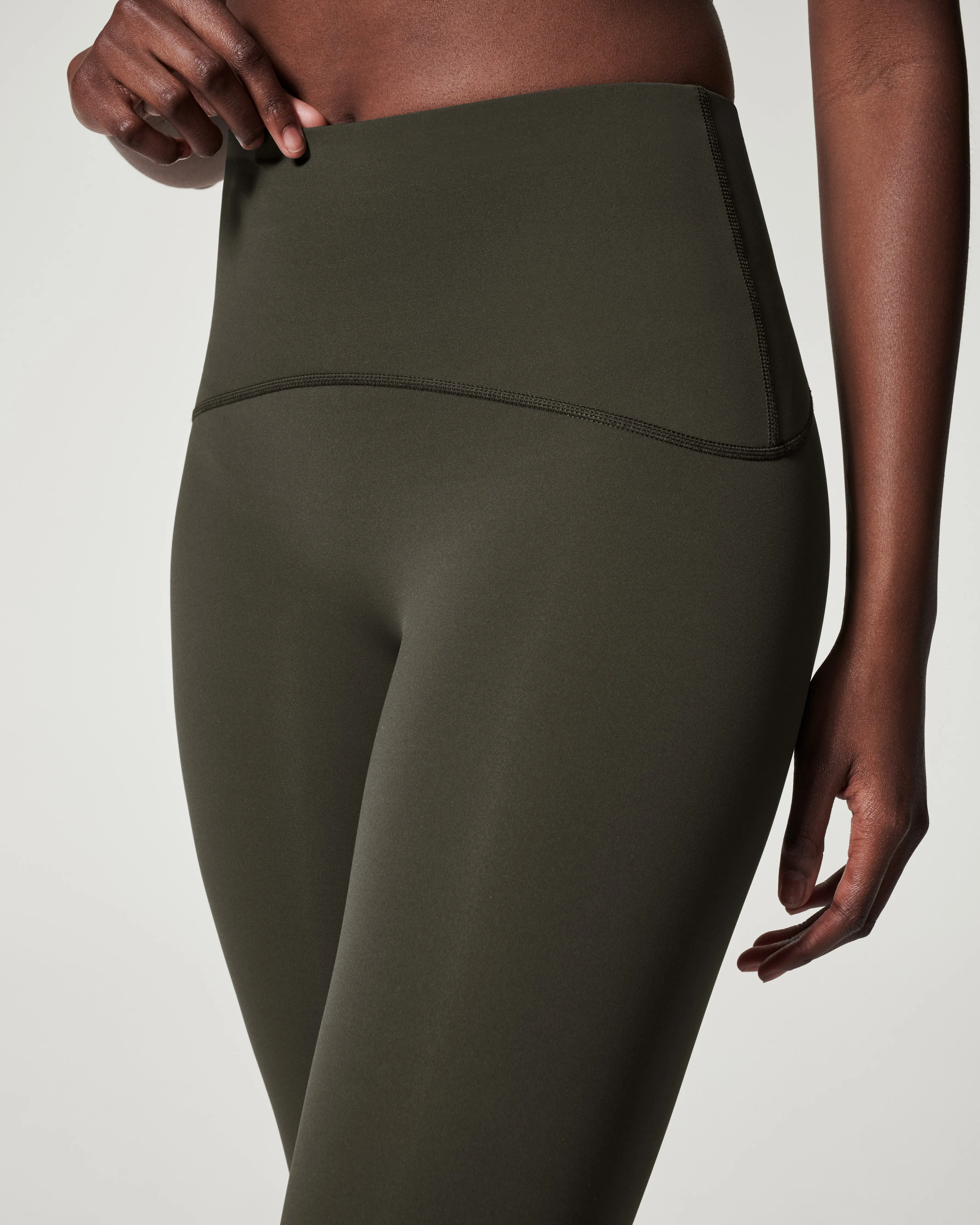 SPANXshape™ Booty Boost® Full Leggings