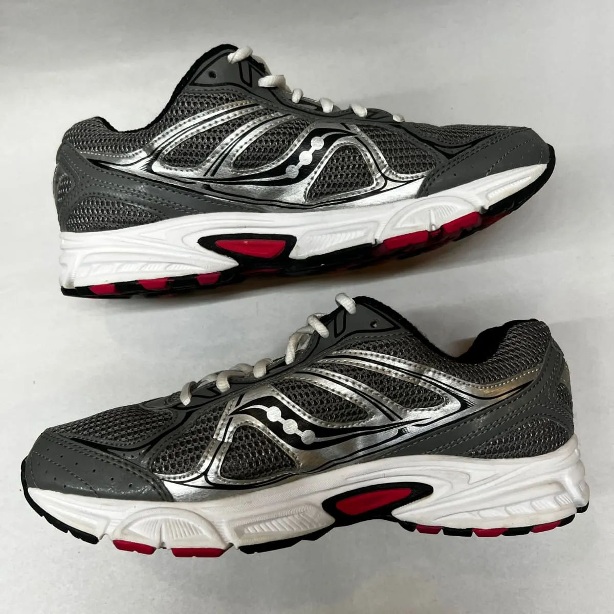 Women's Saucony •Cohesion 7• Running Shoe Grey/Silver/Pink Size 8.5 Wide - Preowned