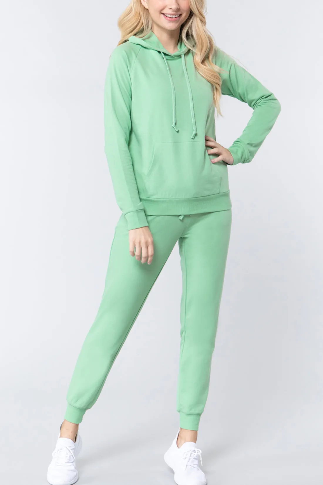 Women's Solid Casual Long Sleeve Hoodie with Kangaroo Pocket (FWH1078)